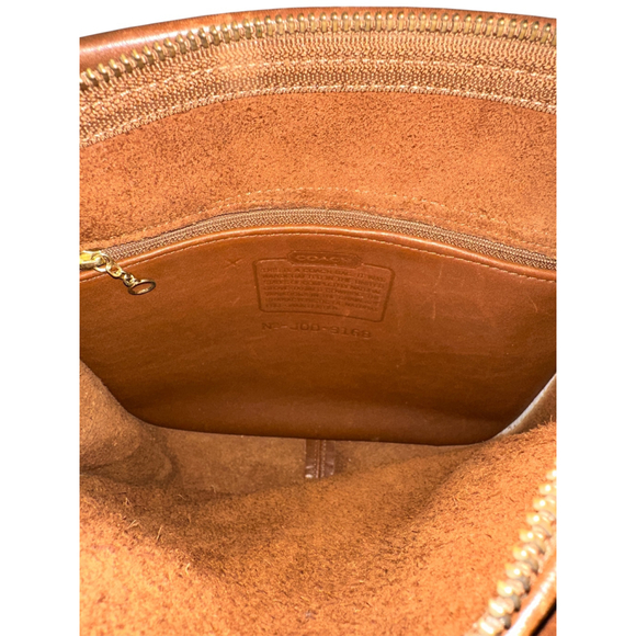 Vintage Coach Crossbody - Picture 10 of 12